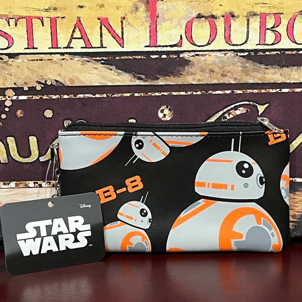 Star Wars BB-8 Lootcrate Exclusive Wristlet Wallet NWT
